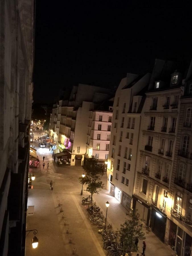 Innocents Apt Paris Exterior photo